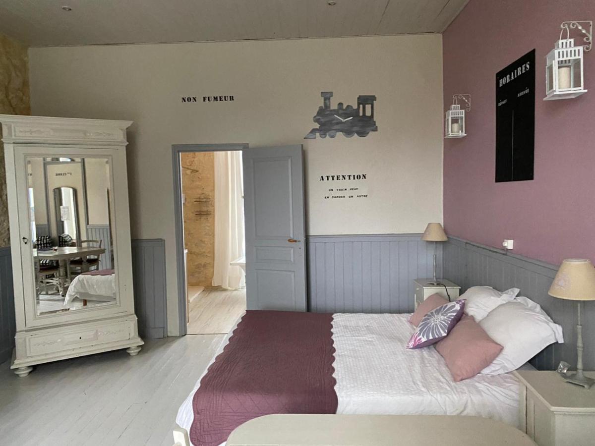 La Gare Des Reves Bed and Breakfast Gondrin Esterno foto