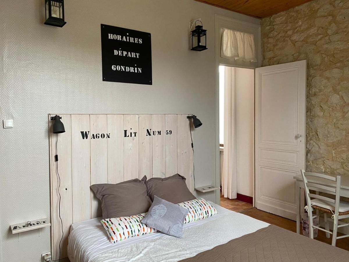 La Gare Des Reves Bed and Breakfast Gondrin Esterno foto