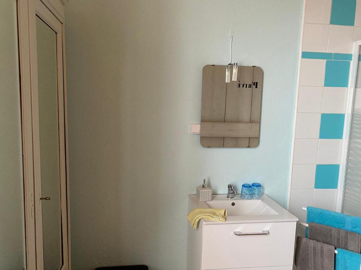 La Gare Des Reves Bed and Breakfast Gondrin Esterno foto