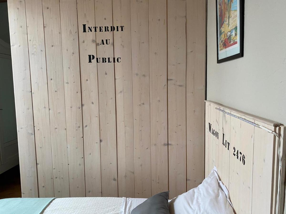 La Gare Des Reves Bed and Breakfast Gondrin Esterno foto