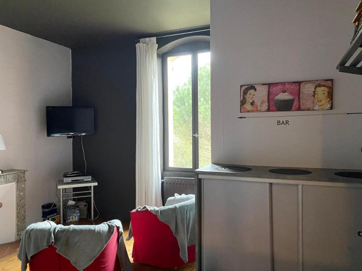 La Gare Des Reves Bed and Breakfast Gondrin Esterno foto