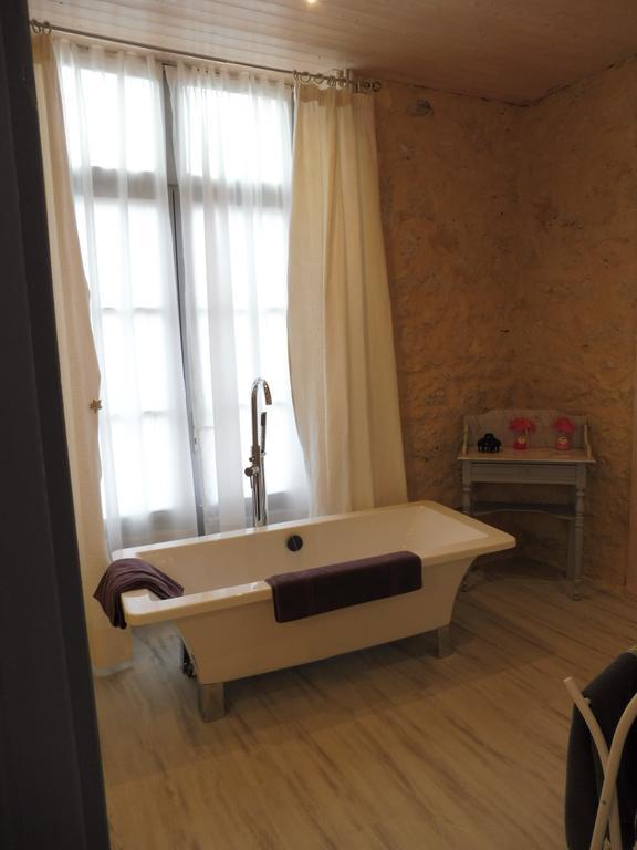 La Gare Des Reves Bed and Breakfast Gondrin Esterno foto
