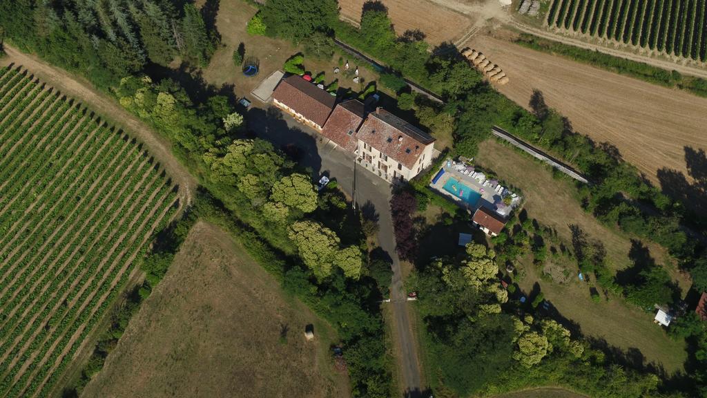 La Gare Des Reves Bed and Breakfast Gondrin Esterno foto
