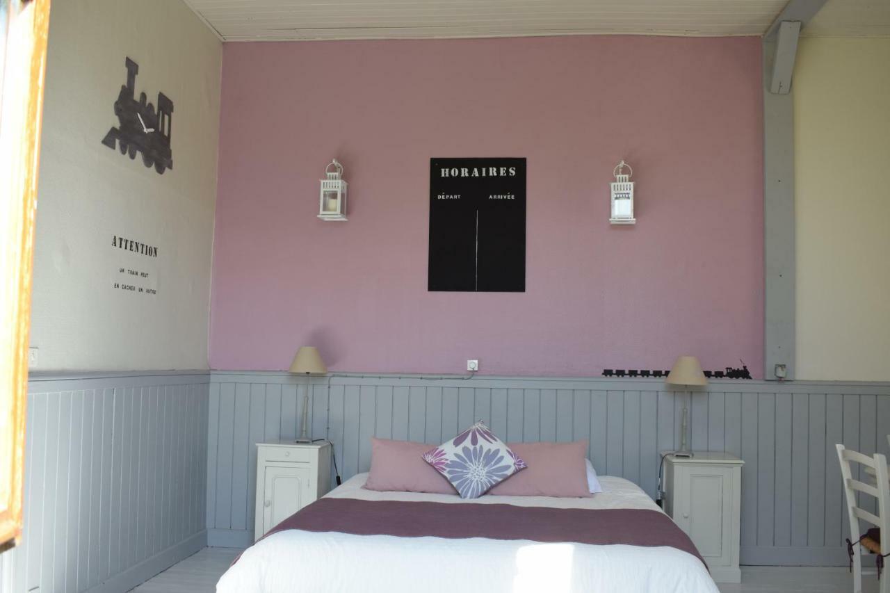 La Gare Des Reves Bed and Breakfast Gondrin Esterno foto